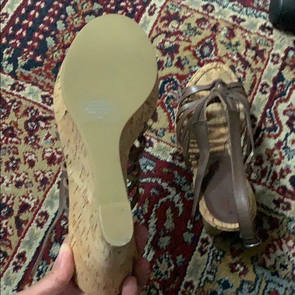 MARC FISHER Dark Brown Leather 61/2M - Picture 3 of 5